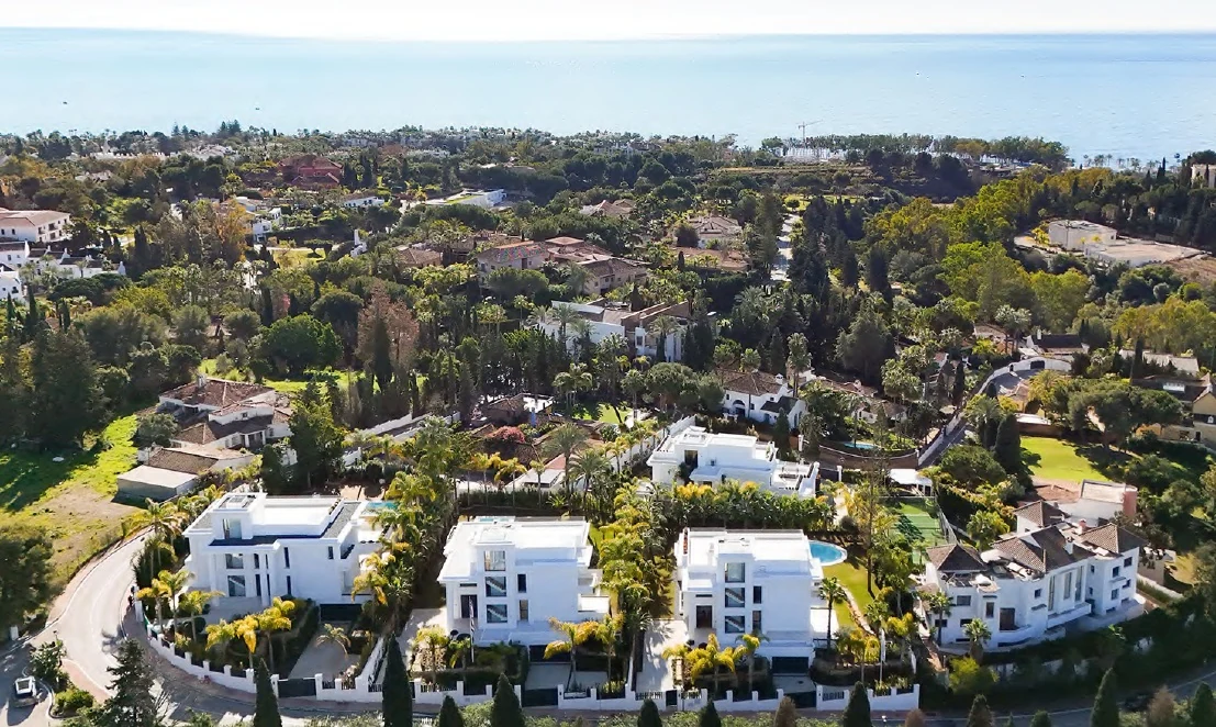 Aerial view of Villa Las Lomas development